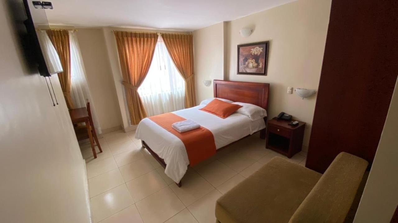 Hotel Caluva Loja Kültér fotó